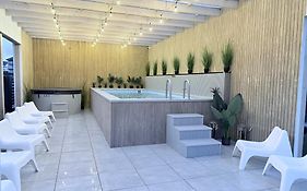 Domki Nord Breeze Z Podgrzewanym Basenem I Jacuzzi